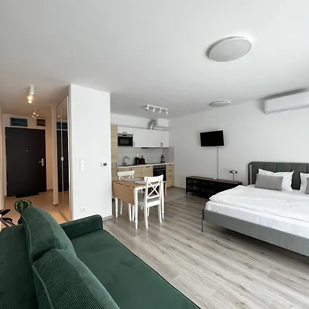 Aparthotel The Riverhouse *