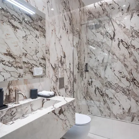 Damas 4* Budapest