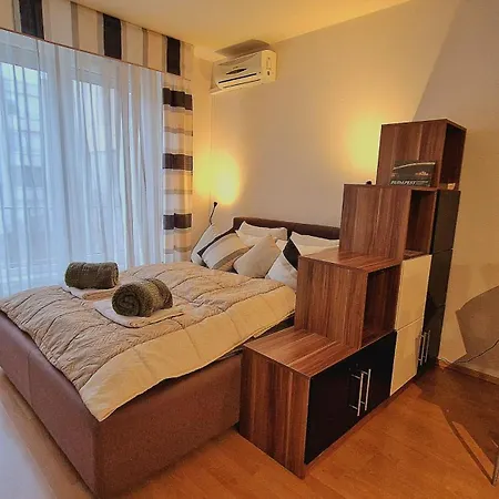 Apartment H10 With Free Parking *