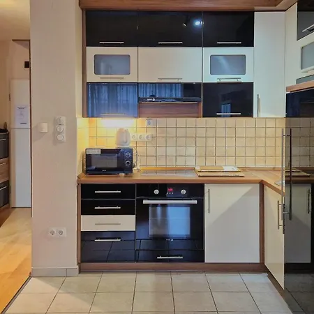 H10 With Free Parking Apartment *
