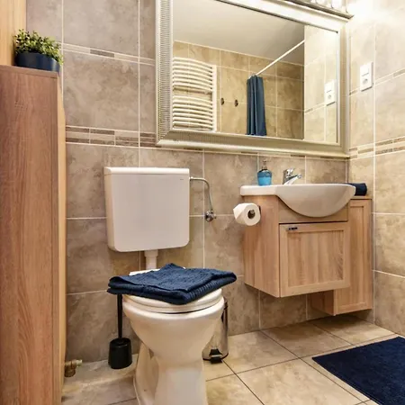 Apartment Charles City Centre *
