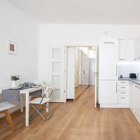 - Fresh With Balcony 아파트 부다페스트