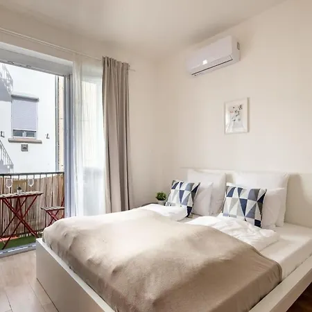 - Fresh With Balcony 부다페스트