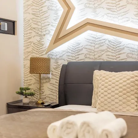 Apartment Extravagant & Modern Grand In The Center Of *