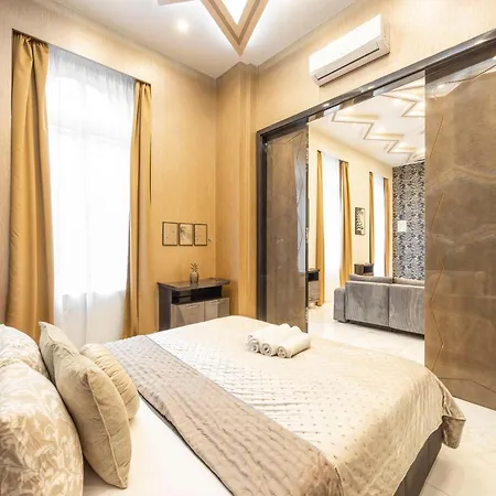 Extravagant & Modern Grand In The Center Of