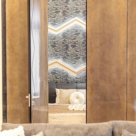 Apartment Extravagant & Modern Grand In The Center Of Budapest