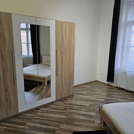 Hostel Designer Andrassy *