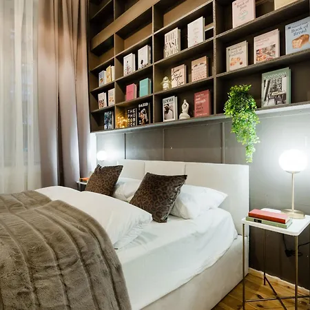 Spacious 5br Retreat For 16 By Dohany Synagogue & Fashion St *