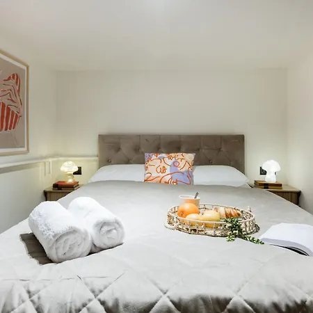 Spacious 5br Retreat For 16 By Dohany Synagogue & Fashion St * Budapest