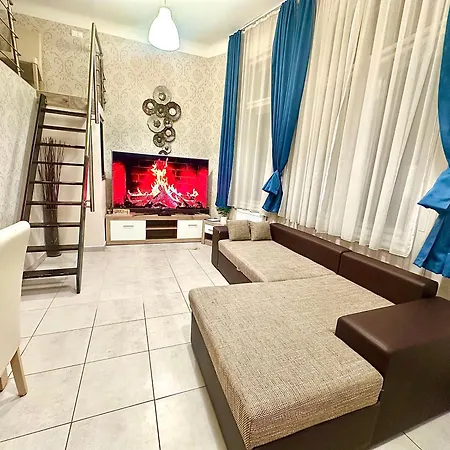 Apartamento The Pearl Of Vaci Street Residences