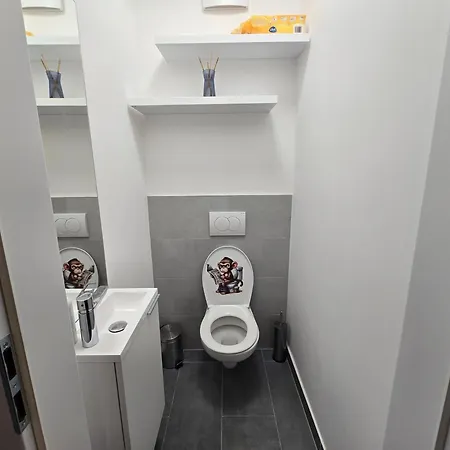 Elite Suite- Free Parking Near Kelenfoeld Apartment Budapest