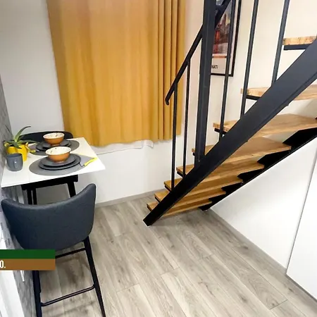 Little Americas Interstate Apartman *