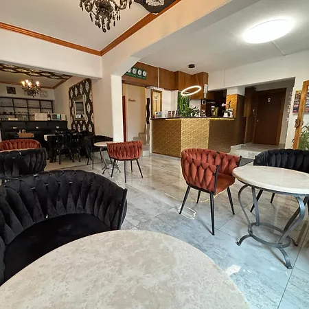Gloria Center 3* Budapeşte