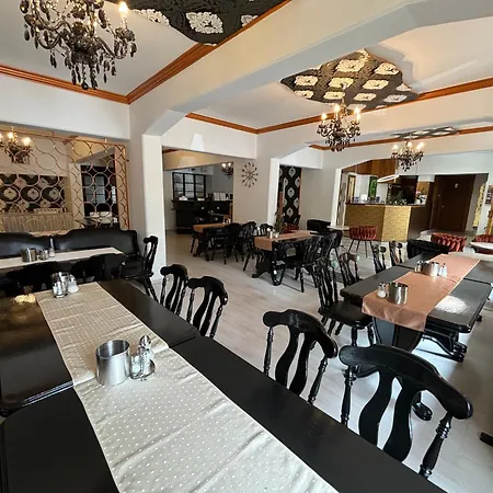 Otel Gloria Center