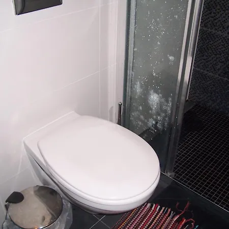 Apartman T & E *