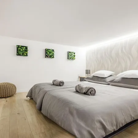 Apartment Modern Downtown Oasis *