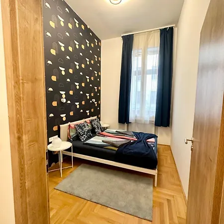 Gatsby Design By Chivi In Gozsdu #freeparking Apartment Budapest