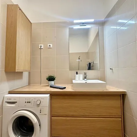 Gatsby Design By Chivi In Gozsdu #freeparking Apartment *