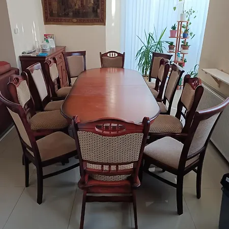 D&d Apartment
