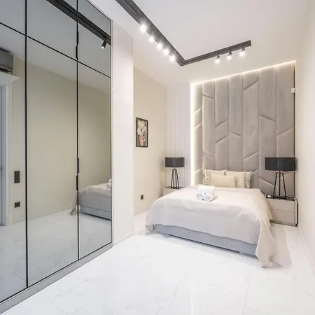 Apartment Luxurious High-end Grand Next To The Basilica Budapest