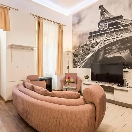 Apartment Brody Holiday-calm And Comfort With Two Double Bed Budapest