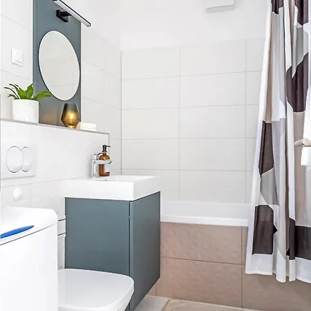 Marone Allure Premium Studio With Garden View Apartment Budapest