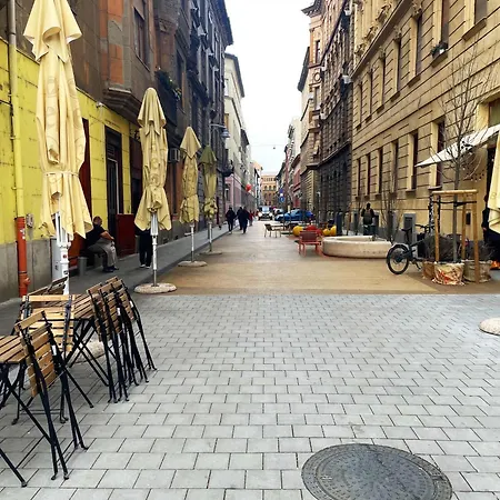 Elegant And Modern In The Centre Budapest