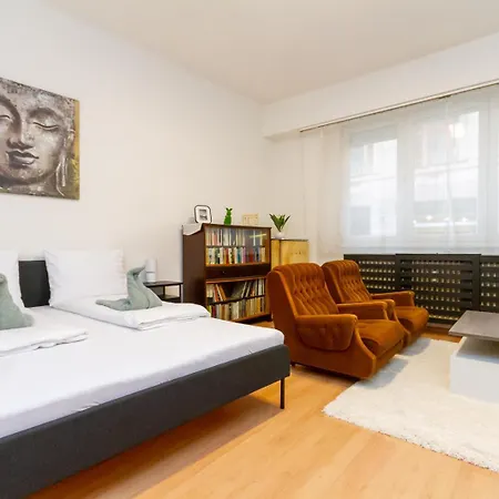 Supercentral Molnar 4 By Nw Apartment *