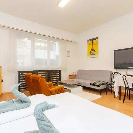 Supercentral Molnar 4 By Nw Apartment Budapest