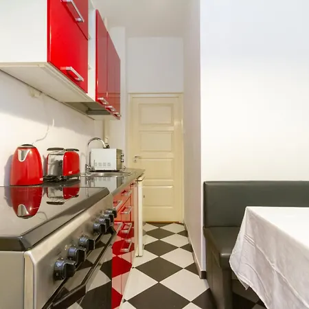 Apartment Supercentral Molnar 4 By Nw *