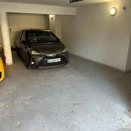 Apartman Kiraly Csaladi Apartman- Royal Family #freegarage Budapest