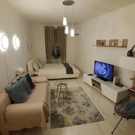 Apartment Palace District, Leisurely Nest In Crowded Dwntwn Budapest