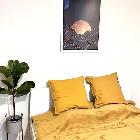 Cozy Flat For 4-6 People, Andrassy Str -oktogon Area Apartment *