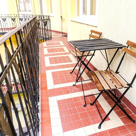 2 Bedrooms And Living Your Modern In Budapesta