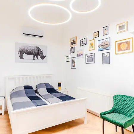 Apartament 2 Bedrooms And Living Your Modern In
