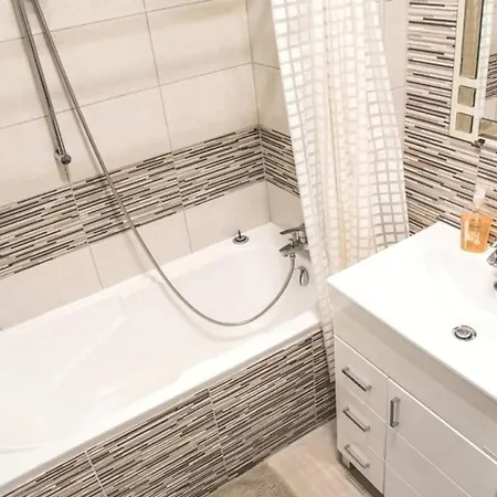 W46 - With 3 Bedrooms 2ac Max8 In Centrum * Budapest