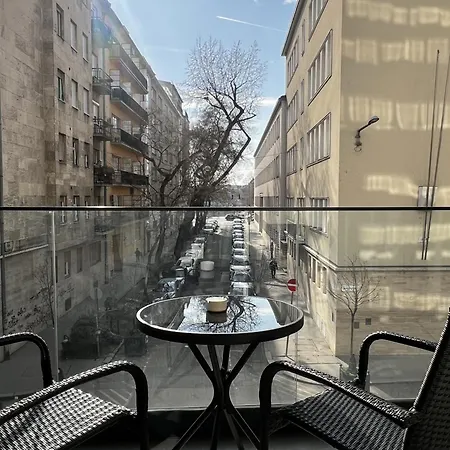 Aparthotel The Riverhouse