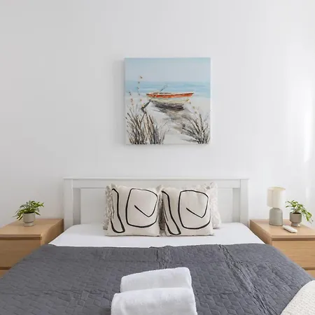 Exclusive & Grand Next To The Fashion St' Apartment *