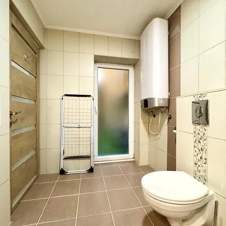 R5 Patio 2 Bedrooms Free Parking Appartamento