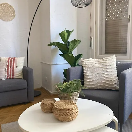 Center W18 Апартаменты *