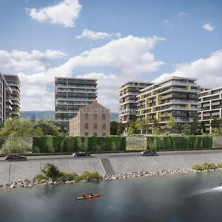 Apartman Sweet , 30sqm Studio, Free Private Parking, Mountain View, Balcony, 20 Min From Downtown