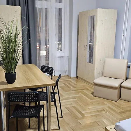 Beautiful On The Joseph Boulevard Hostel Budapest