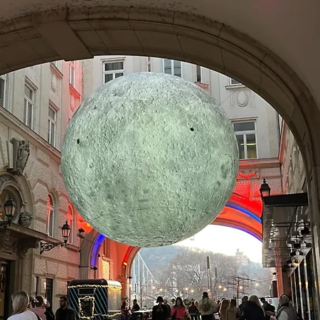 Апартаменты Pyvo Street With Balcony By Nw Будапешт