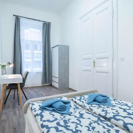 Apartment Silverlight 2bedroom D40 *