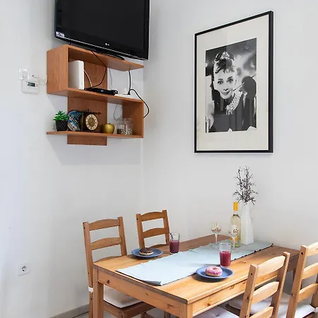 Appartement Dora Near Buda Castle With Parking!