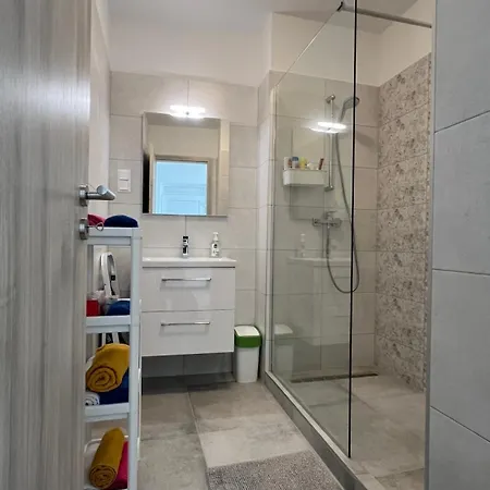 Westend Terrace 2-bedroom Apartment