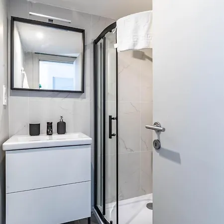 Cool In Apartman