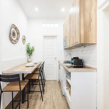 Perfectly Compact - Two Bedrooms With Ac & Parking Apartment Budapest