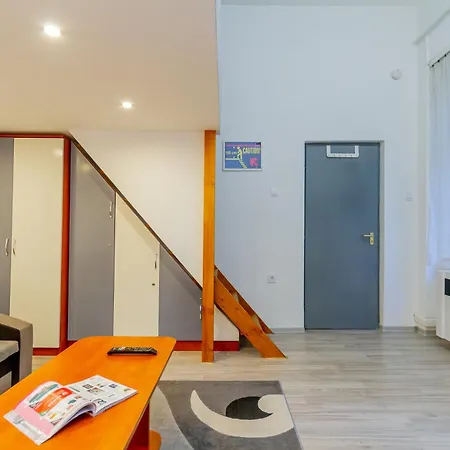 With Good Transport Links 3 * Budapest