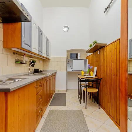 With Good Transport Links 3 * Budapest